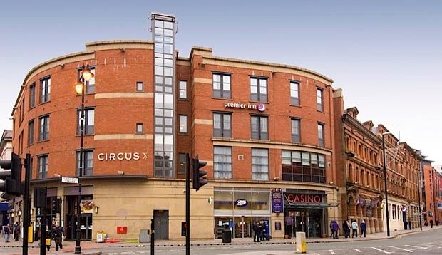 Premier Inn Manchester City Centre Exteriör bild